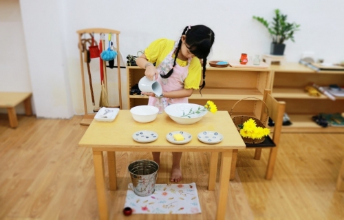 CHƯƠNG TRÌNH MONTESSORI ĐỘ TUỔI 3-6