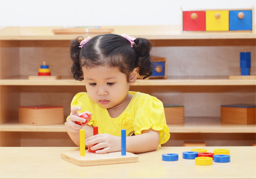 Montessori for children under 3 years old